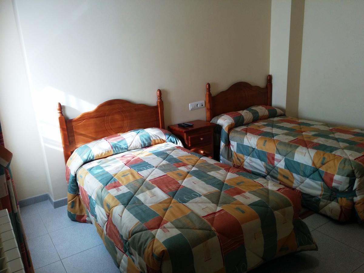 Hostal Carmen Otel El Puente  Dış mekan fotoğraf